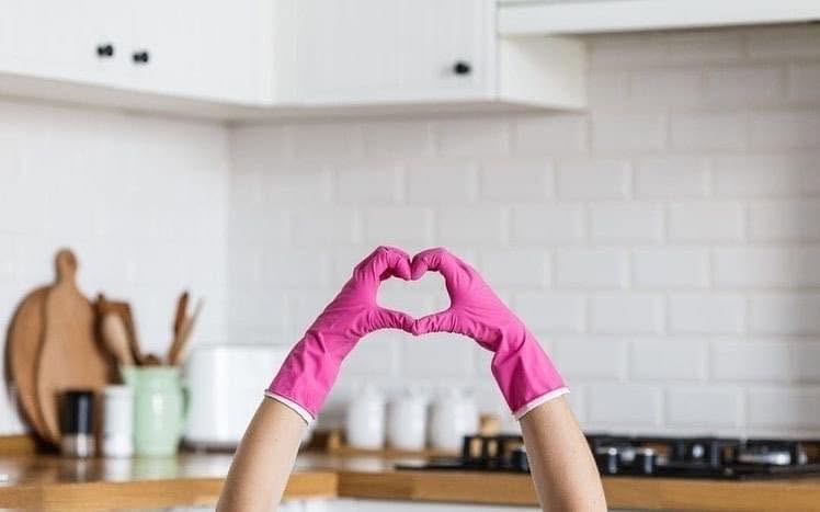 Dirty Deeds Cleaning Service